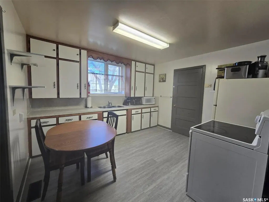 801 Qu'appelle Street Grenfell SK S0G 2B0