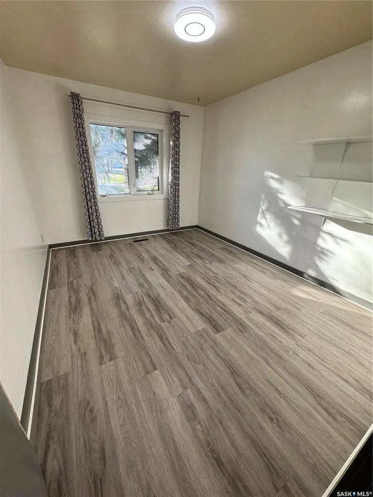 801 Qu'appelle Street Grenfell SK S0G 2B0