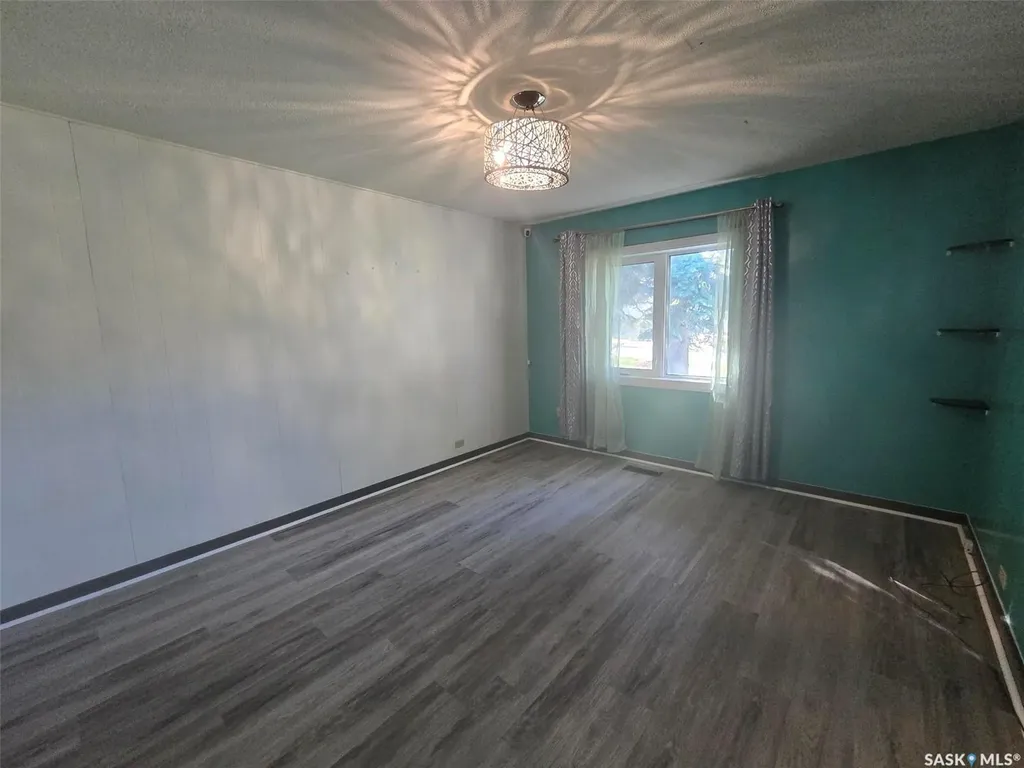 801 Qu'appelle Street Grenfell SK S0G 2B0