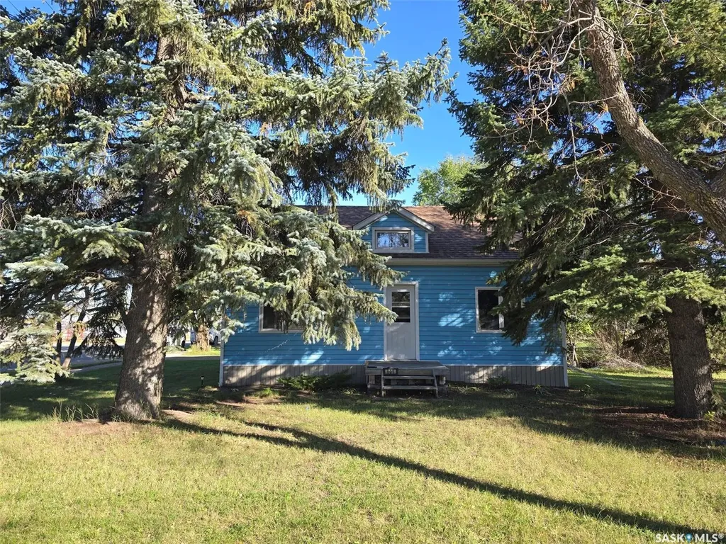 801 Qu'appelle Street Grenfell SK S0G 2B0