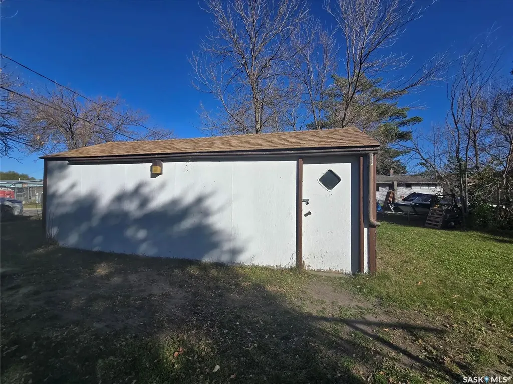 801 Qu'appelle Street Grenfell SK S0G 2B0