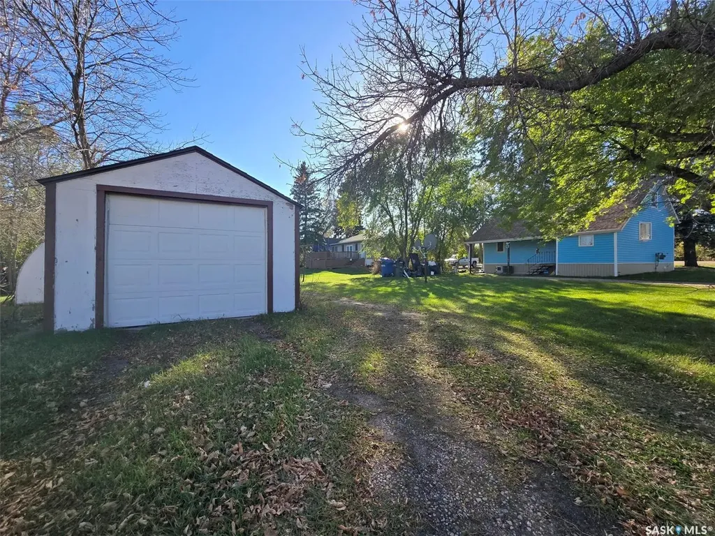 801 Qu'appelle Street Grenfell SK S0G 2B0