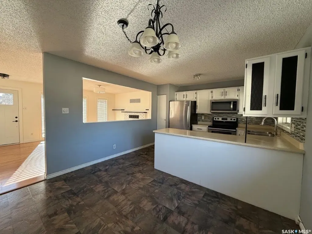 24 Frere Street Kindersley SK S0L 1S1