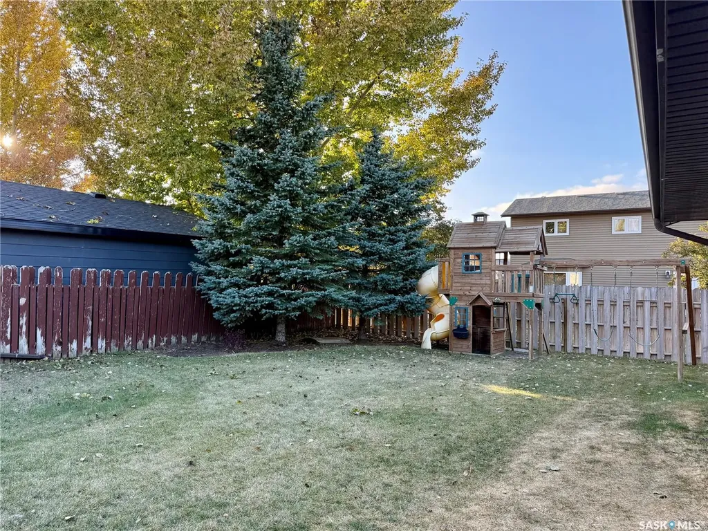 24 Frere Street Kindersley SK S0L 1S1