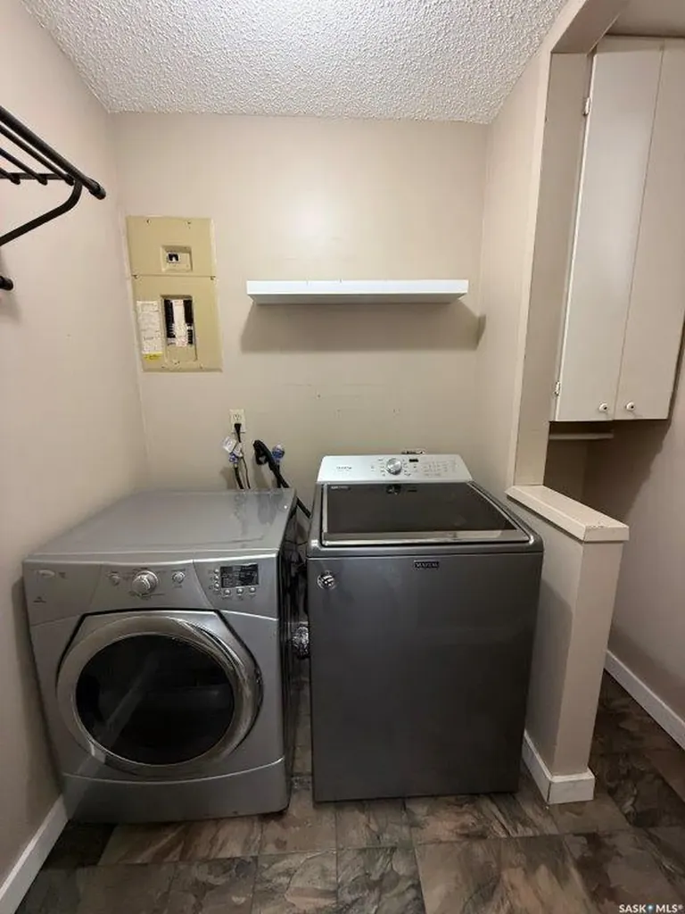 24 Frere Street Kindersley SK S0L 1S1