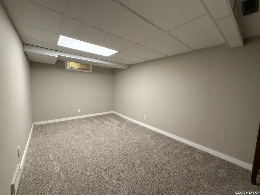 24 Frere Street Kindersley SK S0L 1S1