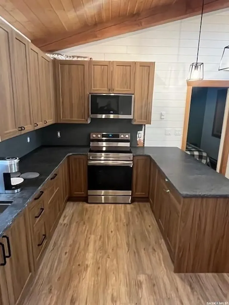 3 Wacasa Ridge Hoodoo Rm No. 401 SK S0K 4P0