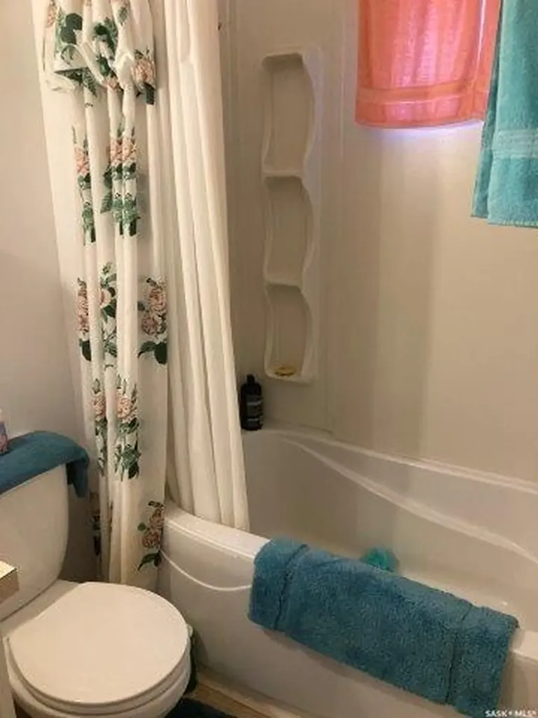 113 4th Avenue SW Ituna SK S0A 1N0