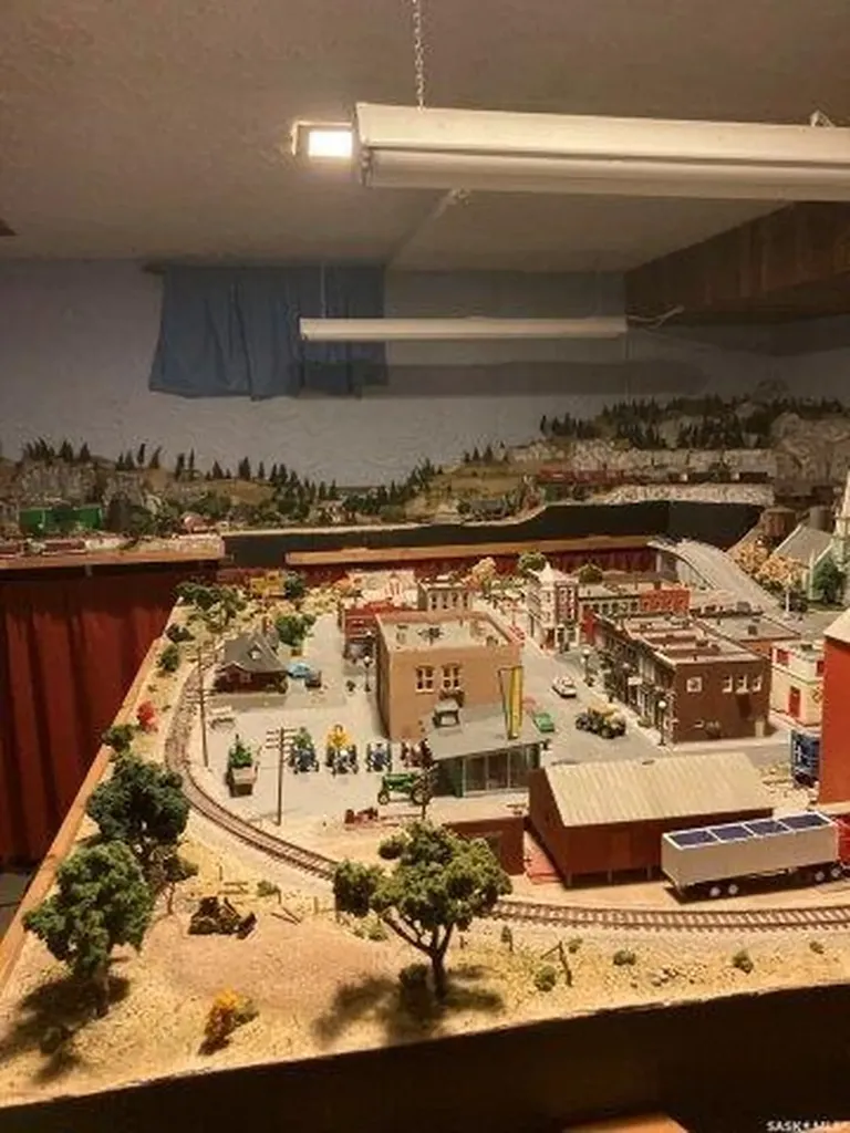 113 4th Avenue SW Ituna SK S0A 1N0