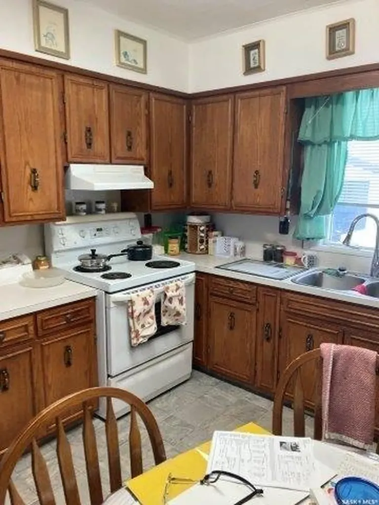 113 4th Avenue SW Ituna SK S0A 1N0