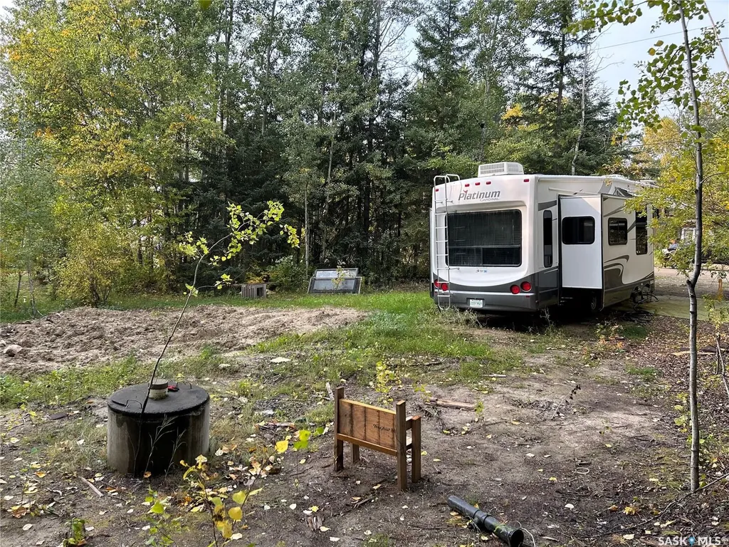 15 Mary Anne Place Paddockwood Rm No. 520 SK S0J 0N0