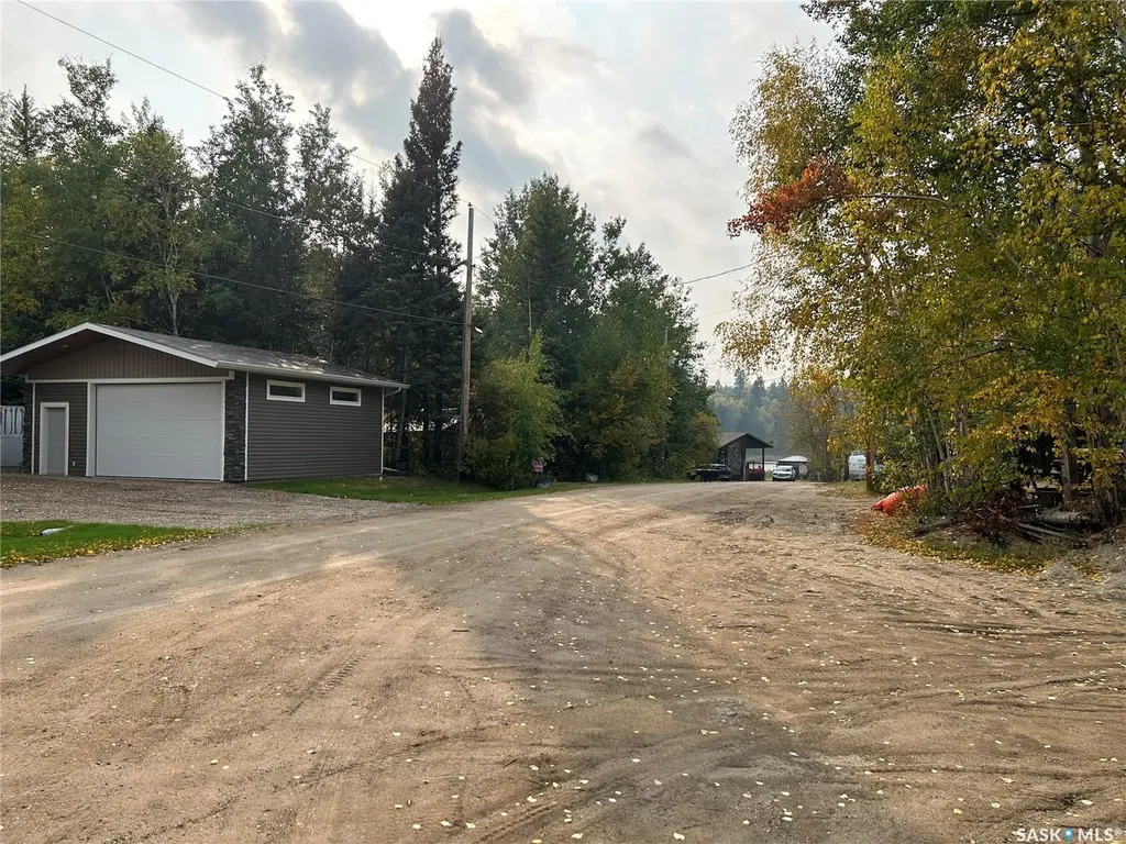 15 Mary Anne Place Paddockwood Rm No. 520 SK S0J 0N0