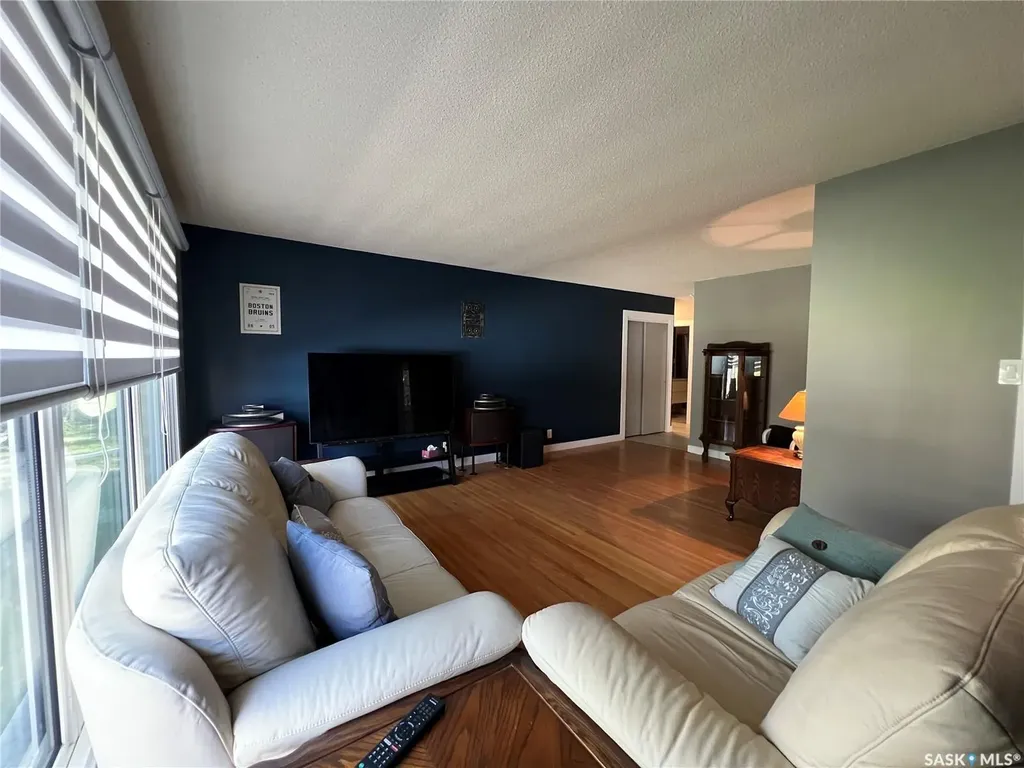 1118 Broadview Road Esterhazy SK S0A 0X0