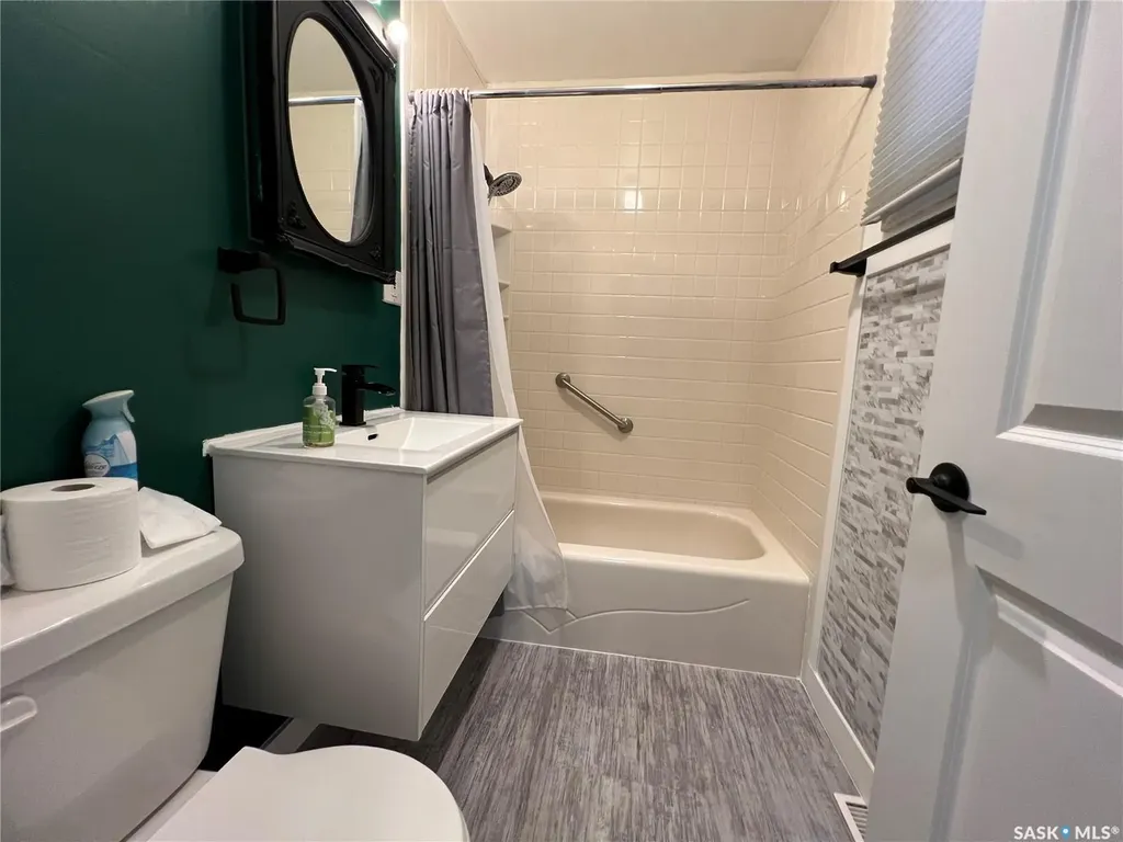 1118 Broadview Road Esterhazy SK S0A 0X0