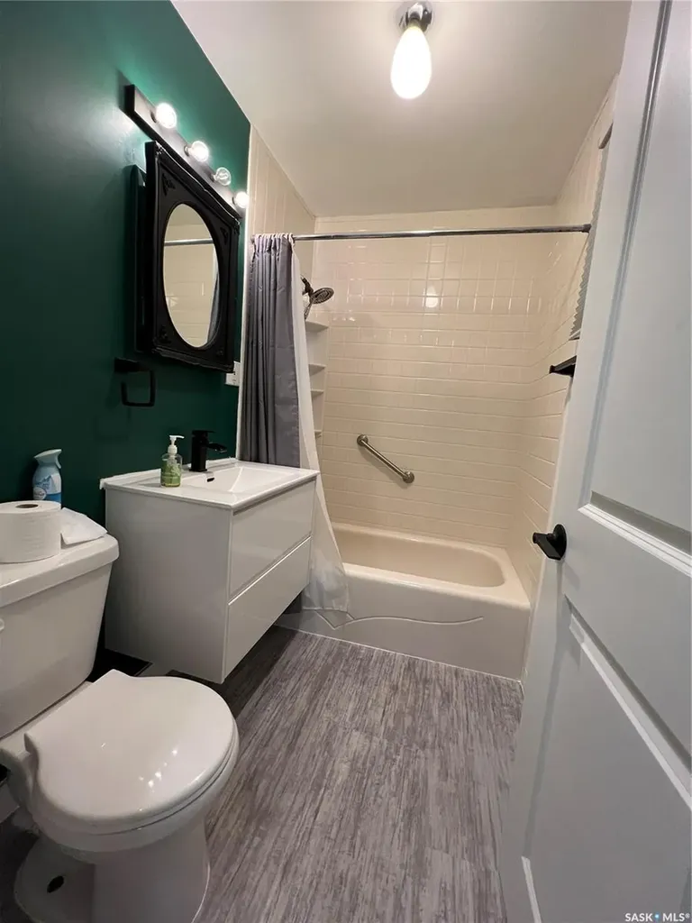 1118 Broadview Road Esterhazy SK S0A 0X0