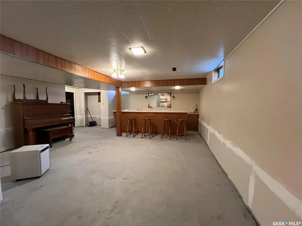 1118 Broadview Road Esterhazy SK S0A 0X0