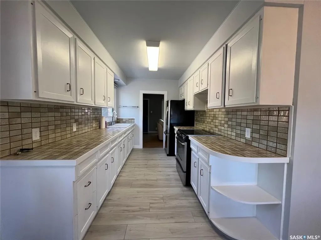 1118 Broadview Road Esterhazy SK S0A 0X0