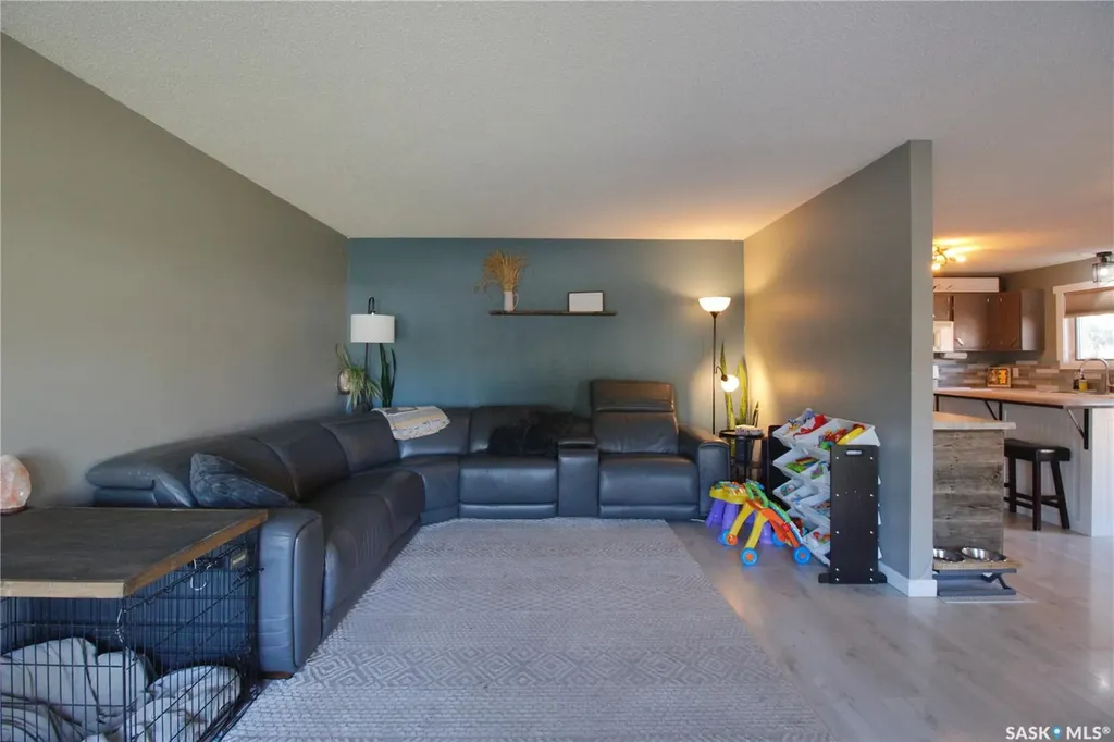 210 Park Place Kipling SK S0G 2S0