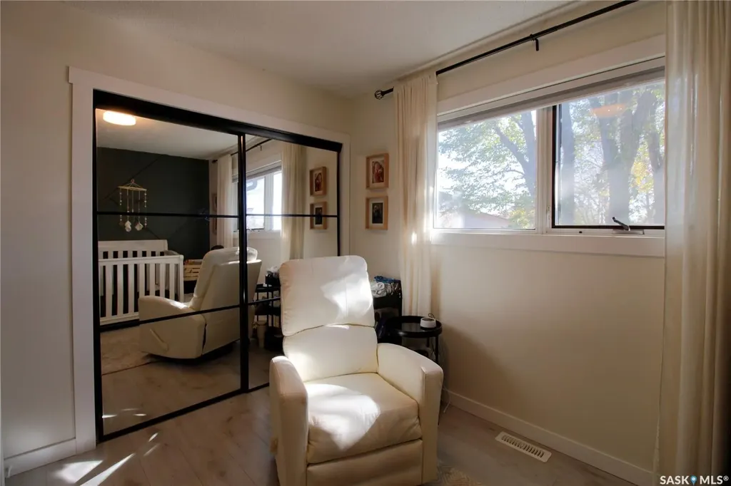 210 Park Place Kipling SK S0G 2S0