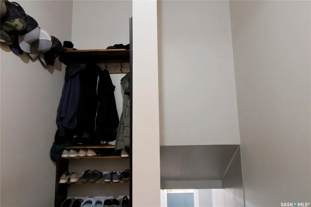 210 Park Place Kipling SK S0G 2S0