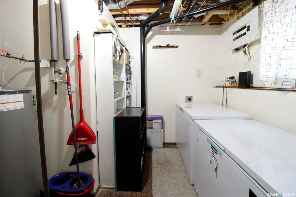 210 Park Place Kipling SK S0G 2S0