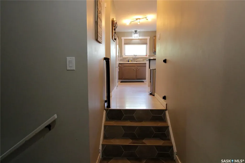 210 Park Place Kipling SK S0G 2S0