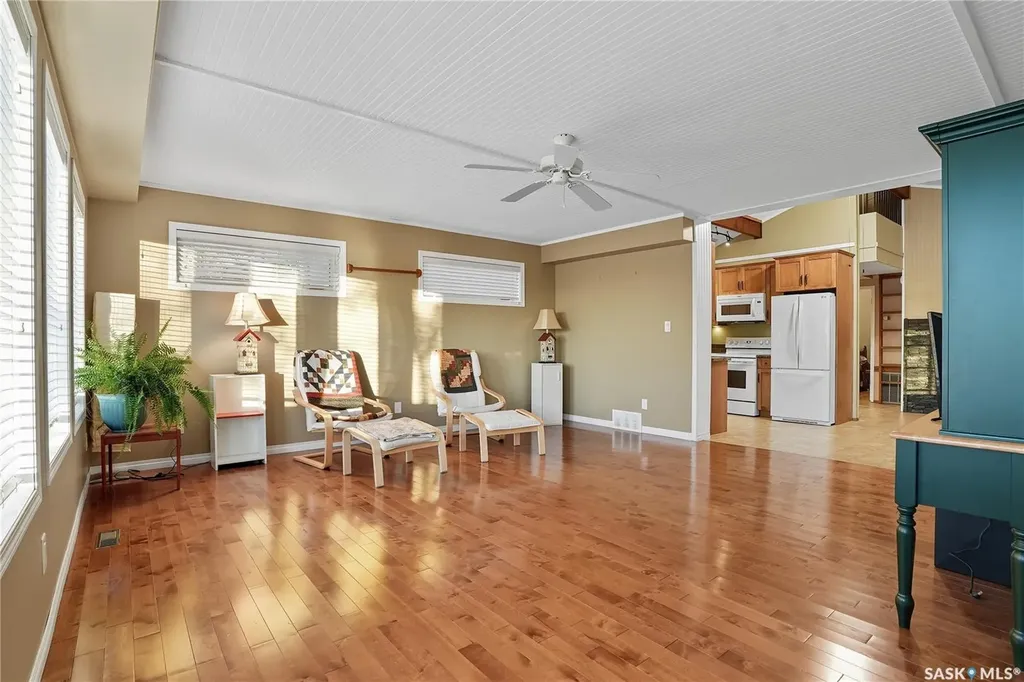 Lake Address Hoodoo Rm No. 401 SK S0K 4P0