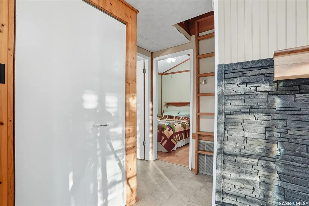 Lake Address Hoodoo Rm No. 401 SK S0K 4P0