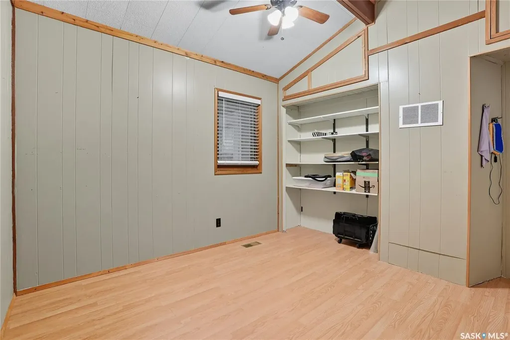 Lake Address Hoodoo Rm No. 401 SK S0K 4P0