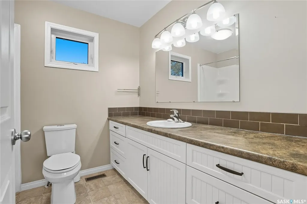 Lake Address Hoodoo Rm No. 401 SK S0K 4P0