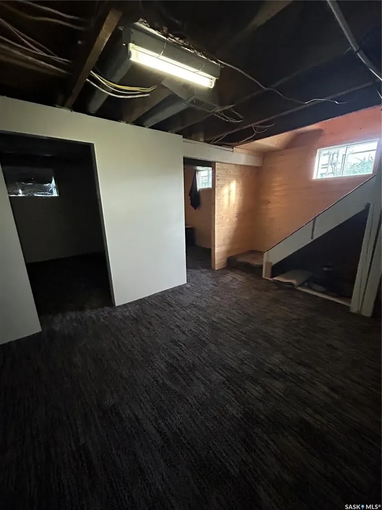 102 2nd Avenue N Lintlaw SK S0A 2H0