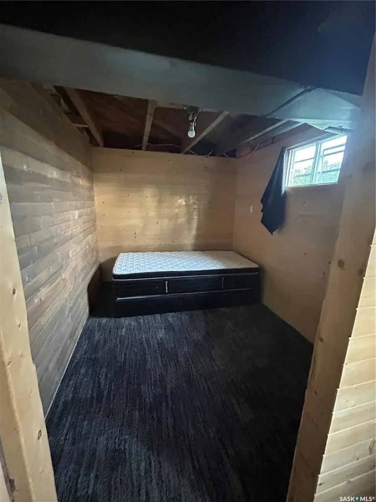 102 2nd Avenue N Lintlaw SK S0A 2H0