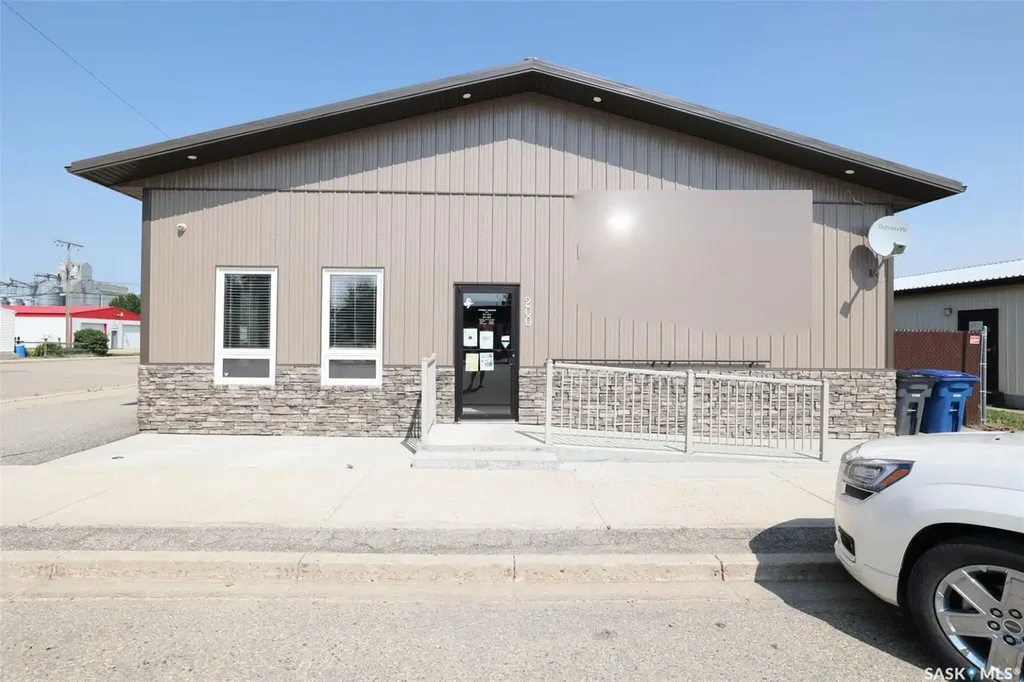 200 Main Street Avonlea SK S0H 0C0