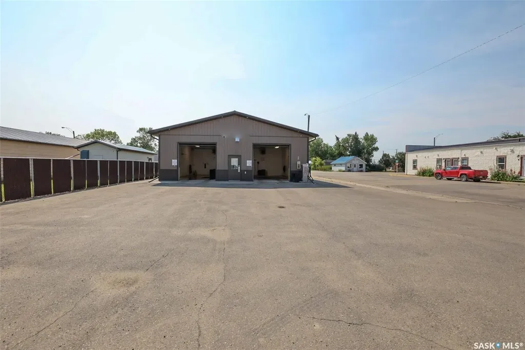 200 Main Street Avonlea SK S0H 0C0
