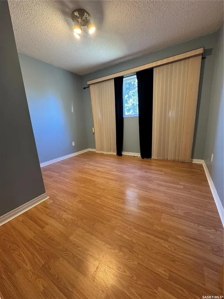 522 1st Street E Lafleche SK S0H 2K0