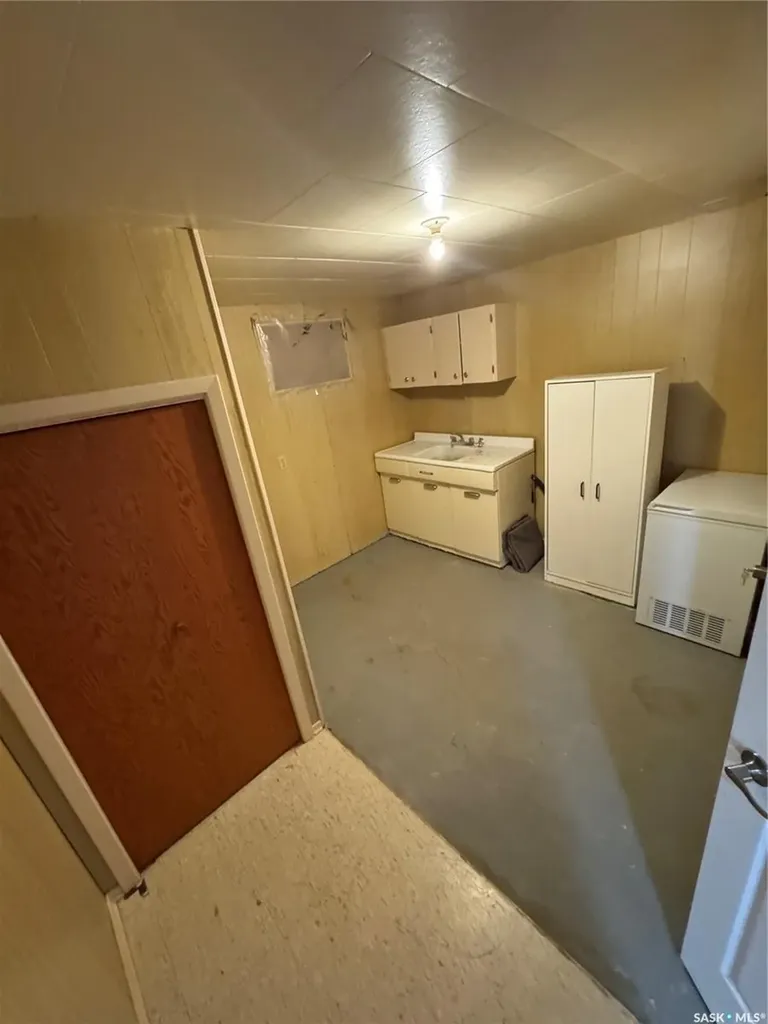 522 1st Street E Lafleche SK S0H 2K0