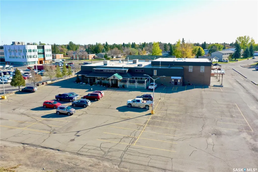 516 & 522 Broadway Street W Yorkton SK S3N 0P5