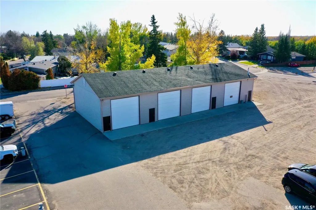 516 & 522 Broadway Street W Yorkton SK S3N 0P5
