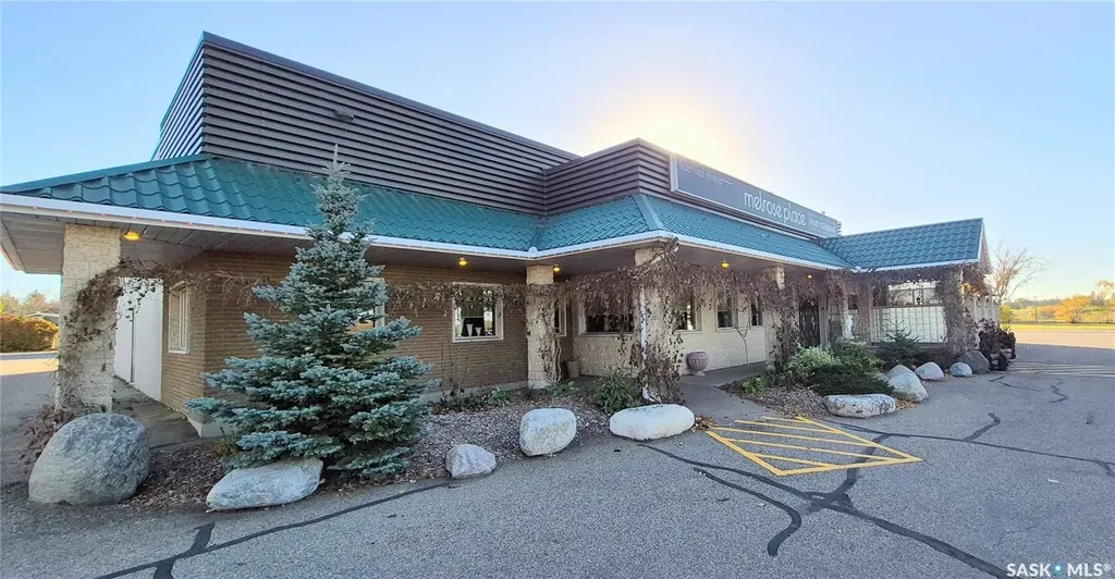 516 & 522 Broadway Street W Yorkton SK S3N 0P5