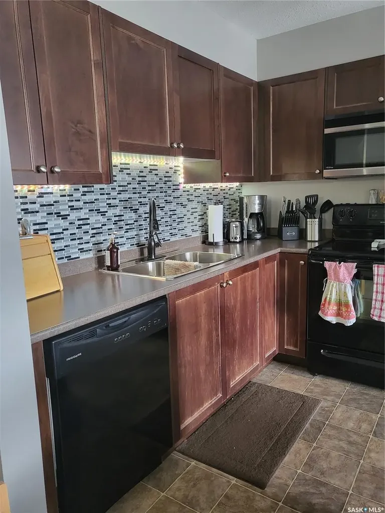 308 Petterson Drive Estevan SK S4A 2B8