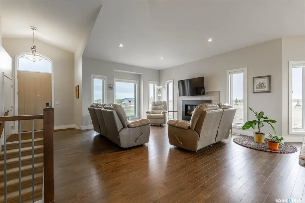 118 Louise Crescent Aberdeen Rm No. 373 SK S7A 0A9