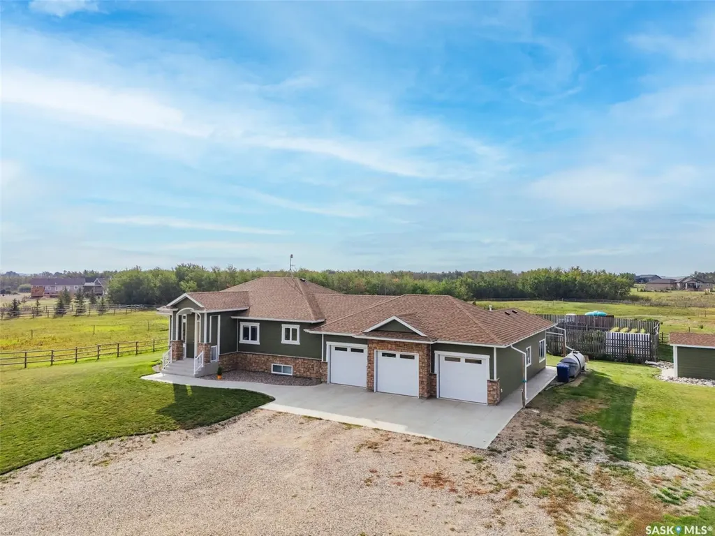 118 Louise Crescent Aberdeen Rm No. 373 SK S7A 0A9