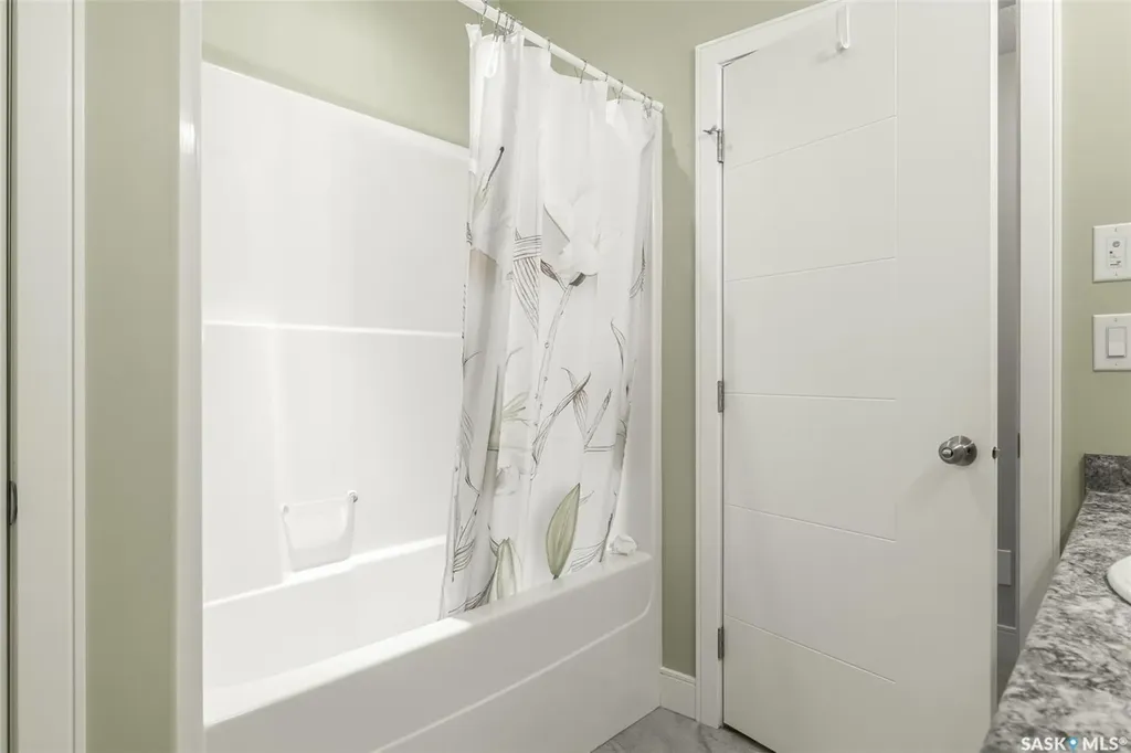 118 Louise Crescent Aberdeen Rm No. 373 SK S7A 0A9