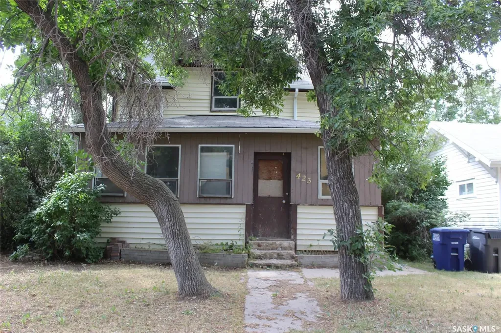 423 2nd Street W Shaunavon SK S0N 2M0