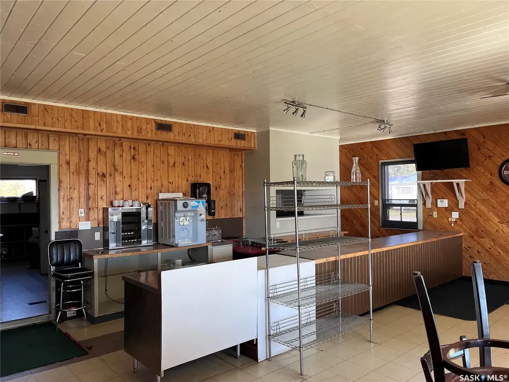 101 Dixon Avenue Kinistino SK S0J 1H0