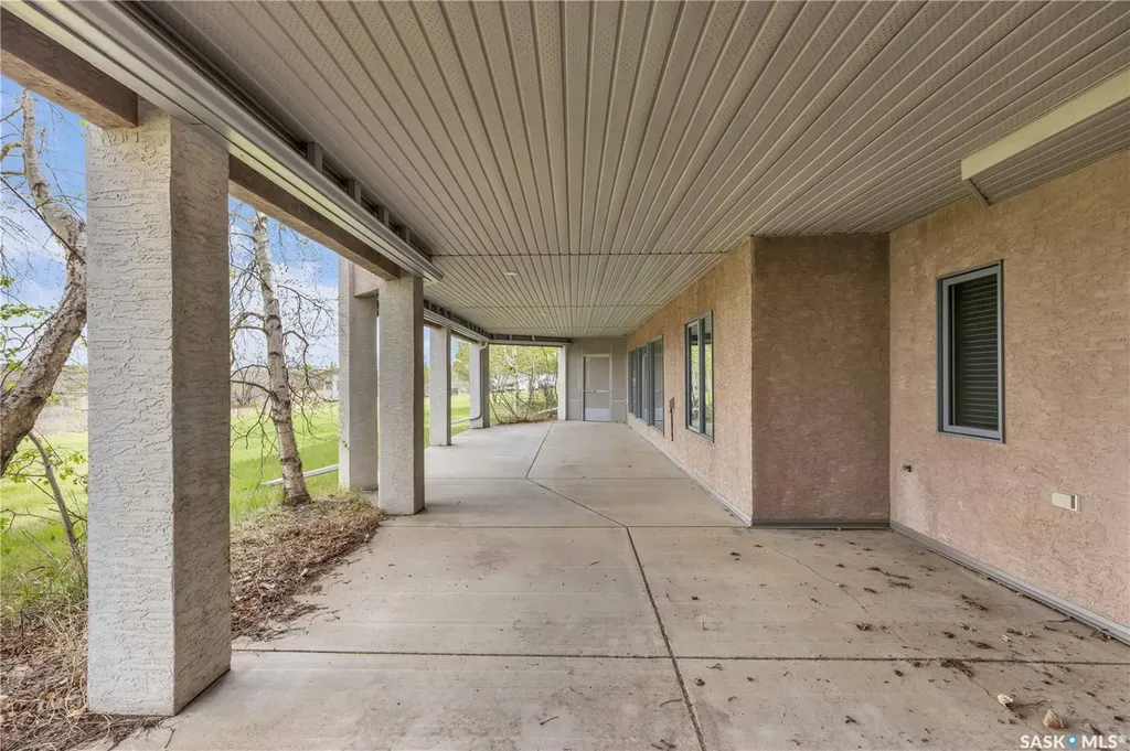 48 Cathedral Bluffs Road Corman Park Rm No. 344 SK S7P 1A3