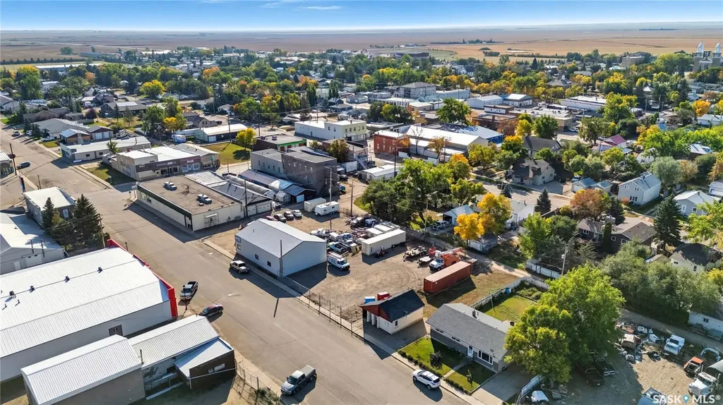 110 6th Avenue NW Gravelbourg SK S0H 1X0