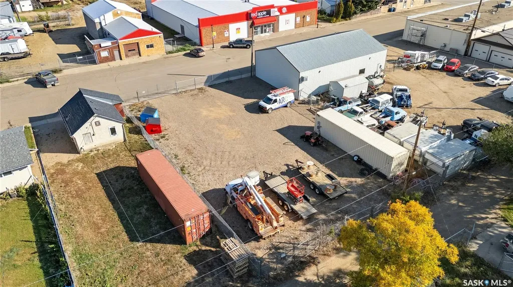 110 6th Avenue NW Gravelbourg SK S0H 1X0