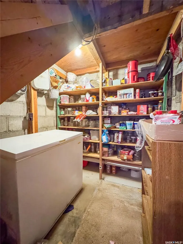 258 Pine Street Buckland Rm No. 491 SK S6V 5R3