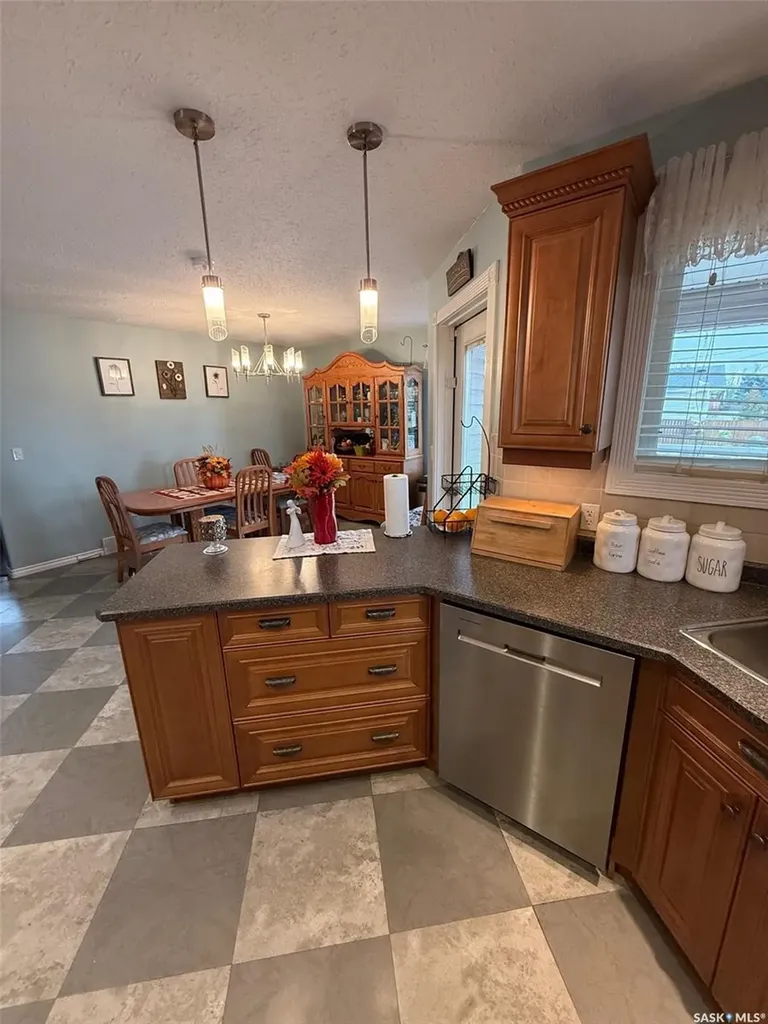 121 18th Street W Battleford SK S0M 0E0